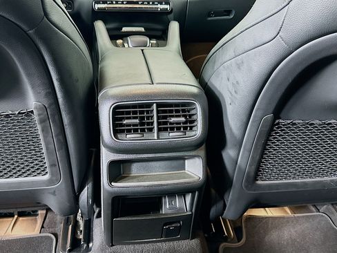 Used 2023 Mercedes-Benz GLE 350 w/ Premium Package image 28