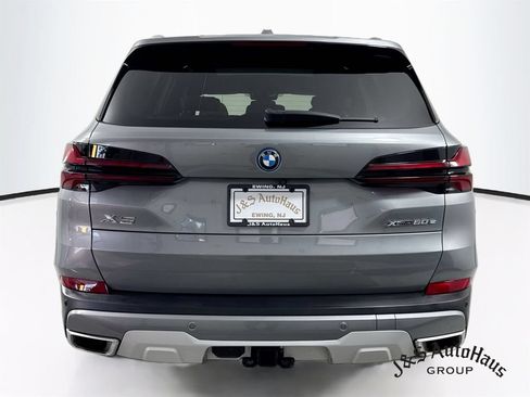 Used 2024 BMW X5 xDrive50e w/ Premium Package AWD/4WD image 6
