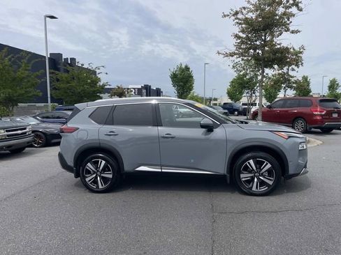 Used 2022 Nissan Rogue Platinum w/ Head-Up Display Package FWD image 2