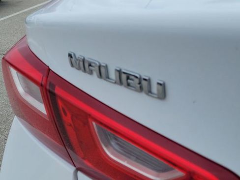 Used 2023 Chevrolet Malibu LT FWD image 9