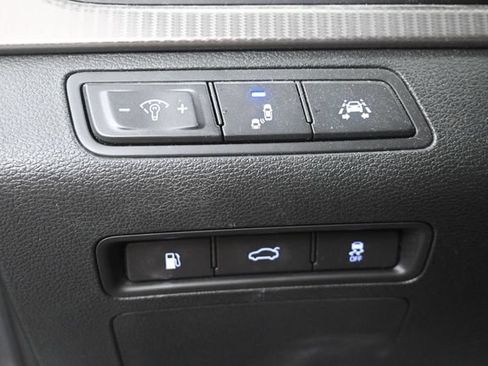 Used 2018 Hyundai Sonata Sport w/ Tech Package 05 FWD image 22