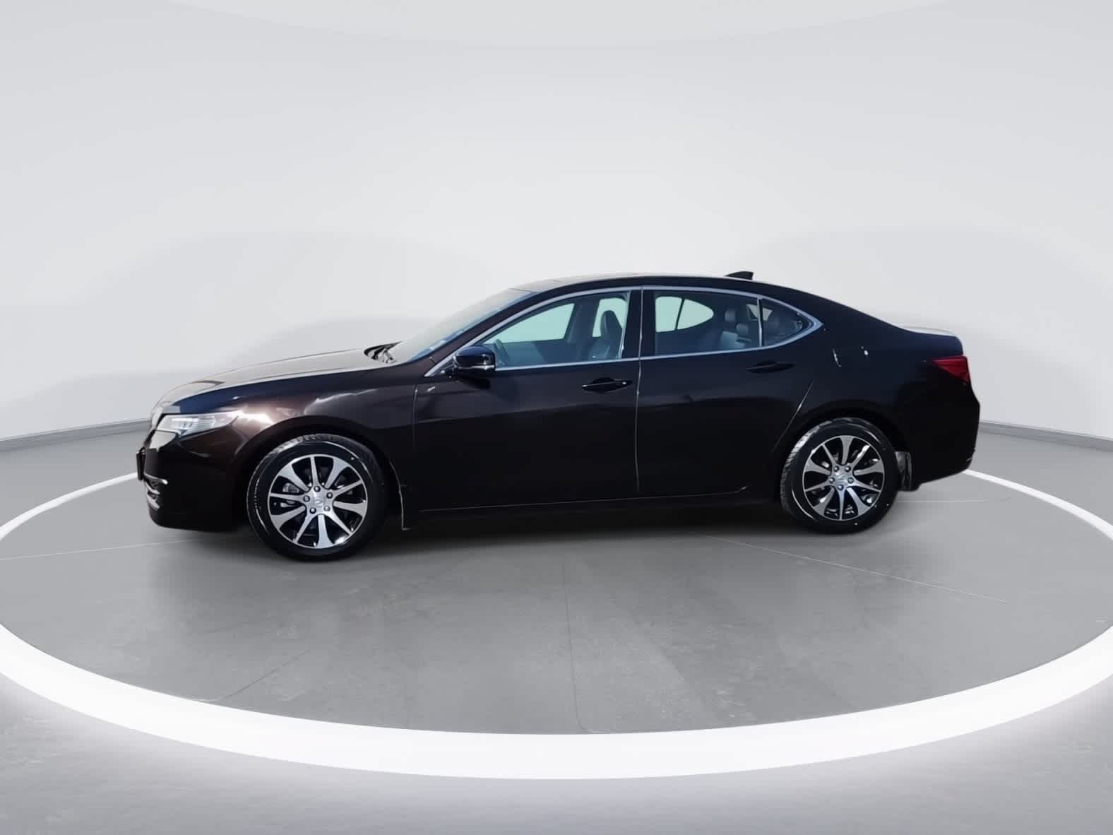 Used 2015 Acura TLX FWD image 4