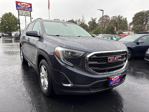 Used 2018 GMC Terrain SLE w/ Driver Convenience Package image 10