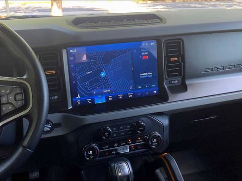 Certified 2023 Ford Bronco Badlands image 11