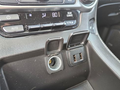 Used 2019 Chevrolet Suburban LT AWD/4WD image 20