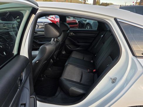 Used 2020 Honda Accord Sport image 10