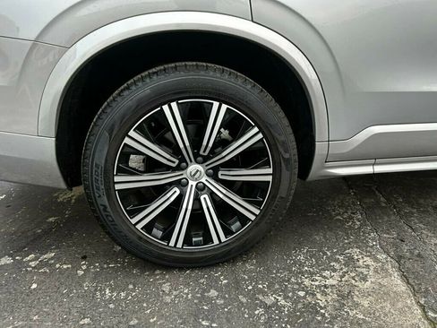 Used 2023 Volvo XC90 B5 Core w/ Protection Package Premier image 32