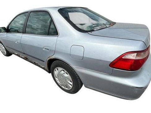 Used 1998 Honda Accord LX image 3