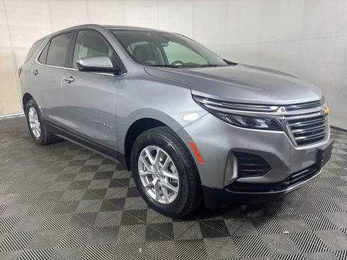 Used 2024 Chevrolet Equinox LT AWD/4WD image 1