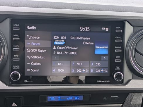 Used 2022 Toyota Tacoma TRD Off-Road image 12