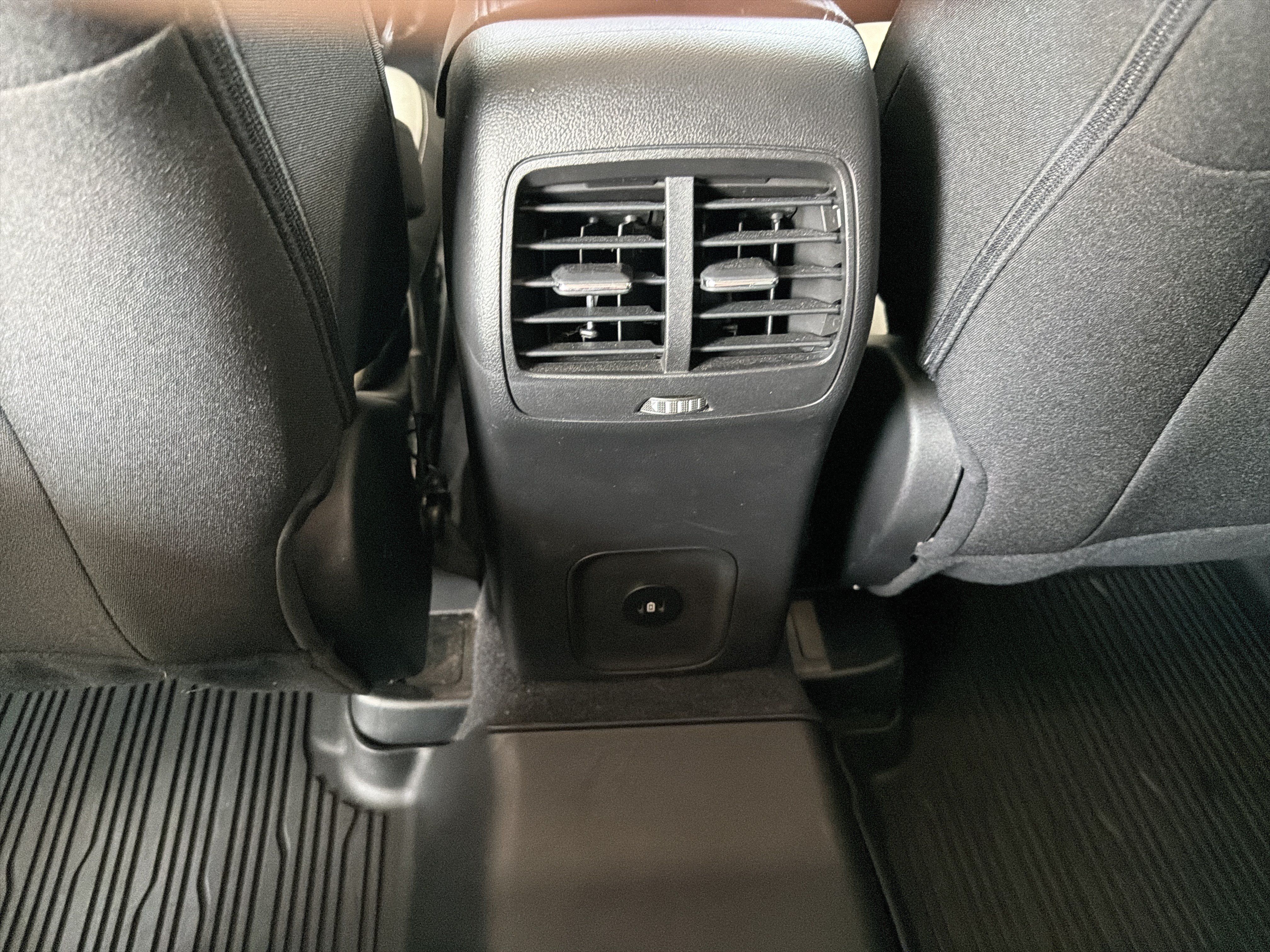 Used 2023 Ford Escape Active w/ Tech Pack #2 AWD/4WD image 28
