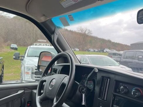 Used 2020 GMC Savana 2500 w/ Driver Convenience Package RWD image 51