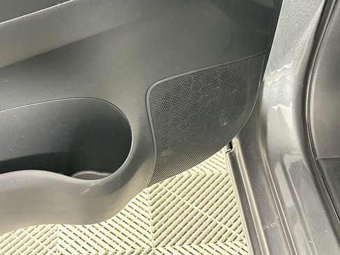 Used 2019 Nissan Sentra SV image 24