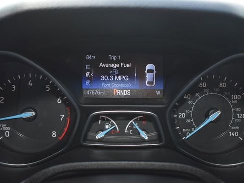 Used 2016 Ford Focus SE w/ Equipment Group 201A FWD image 23