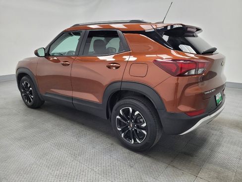 Used 2021 Chevrolet TrailBlazer LT w/ Convenience Package image 3