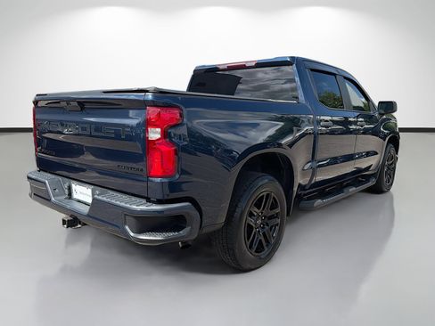 Used 2021 Chevrolet Silverado 1500 Custom w/ LPO, Blackout Package image 3