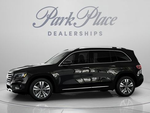 Certified 2026 Mercedes-Benz GLB 250 image 3