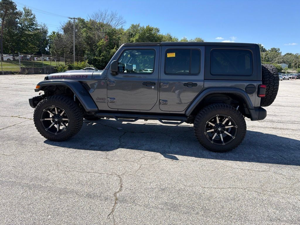Used 2018 Jeep Wrangler Unlimited Rubicon AWD/4WD image 6