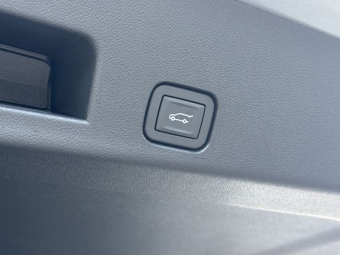 New 2026 Chevrolet Traverse LT FWD image 20