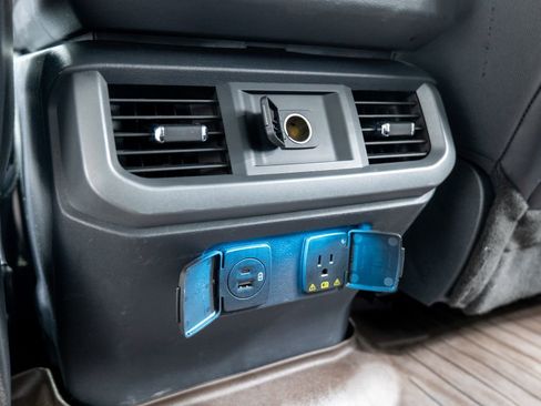 Used 2022 Ford F150 Lariat AWD/4WD image 43