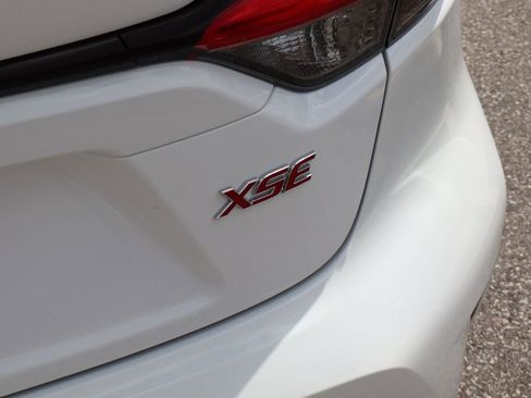 Used 2021 Toyota Corolla XSE FWD image 31