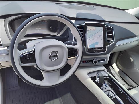 Used 2025 Volvo XC90 T8 Plus w/ Protection Package image 25