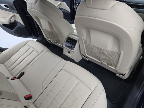 Used 2022 Audi A4 2.0T Premium w/ Convenience Package image 11