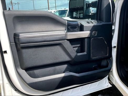 Used 2021 Ford F450 Platinum w/ FX4 Off-Road Package AWD/4WD image 18