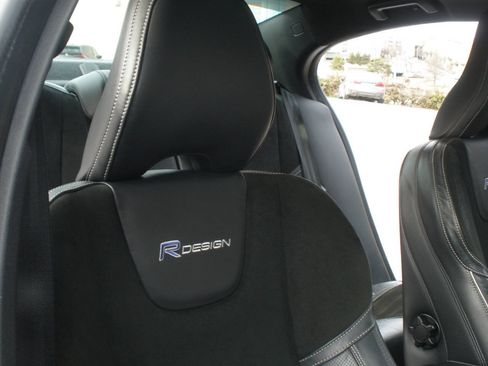 Used 2015 Volvo S60 T6 R-Design Platinum image 33