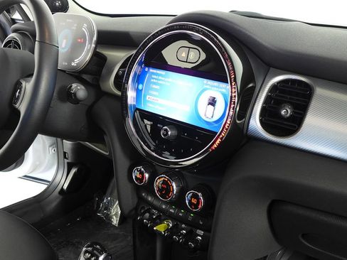 Used 2024 MINI Cooper SE FWD image 15