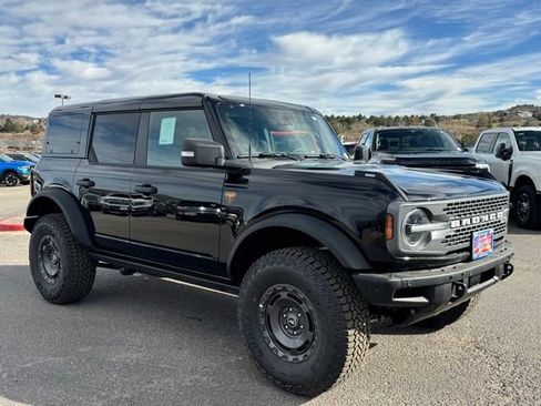 New 2025 Ford Bronco Badlands image 8