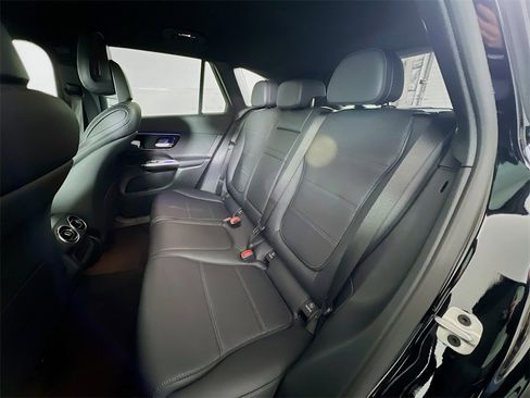 New 2025 Mercedes-Benz GLC 300 4MATIC image 22