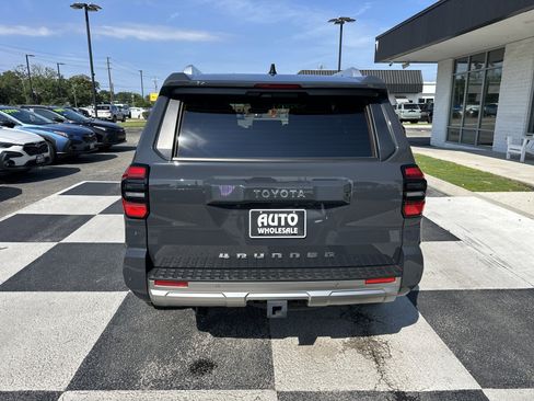 Used 2026 Toyota 4Runner Limited AWD/4WD image 4