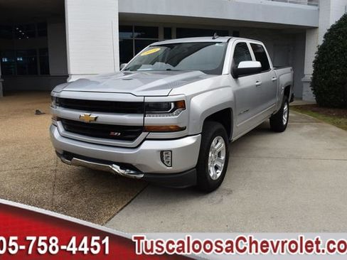 Used 2018 Chevrolet Silverado 1500 LT w/ All Star Edition image 5