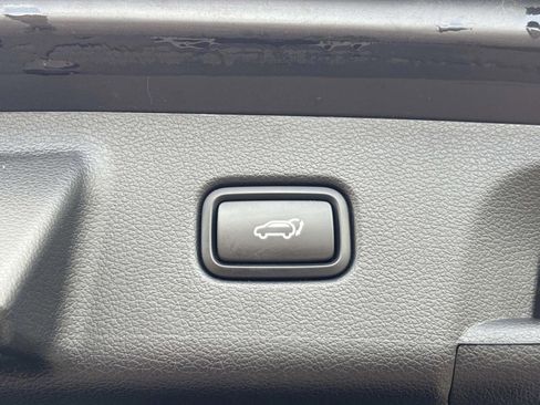 Used 2024 Hyundai Palisade Limited image 13