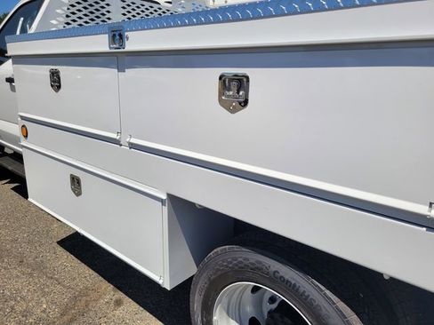 New 2025 Ford F550 2WD Regular Cab Super Duty image 16