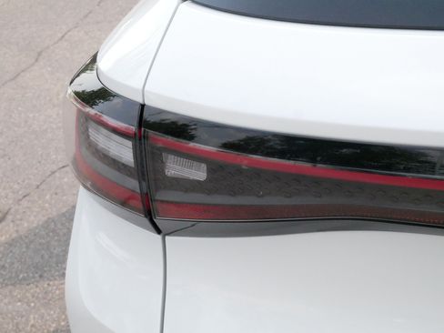 Certified 2023 Volkswagen ID.4 Pro S AWD/4WD image 17