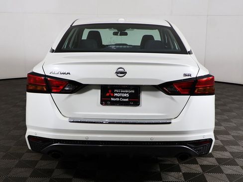 Used 2022 Nissan Altima 2.5 SR image 9