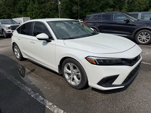 Used 2024 Honda Civic LX image 2
