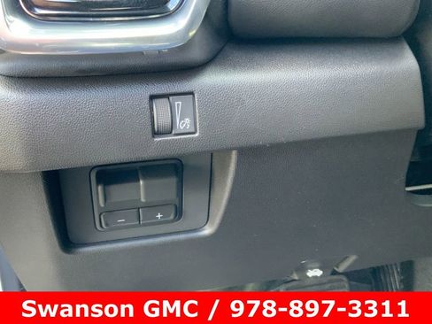 New 2026 GMC Canyon Elevation w/ Convenience Package image 17