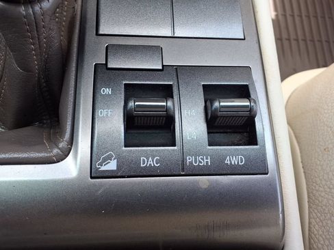 Used 2016 Lexus GX 460 w/ Premium Package AWD/4WD image 7