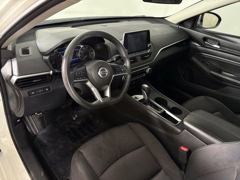 Used 2019 Nissan Altima 2.5 S FWD image 15