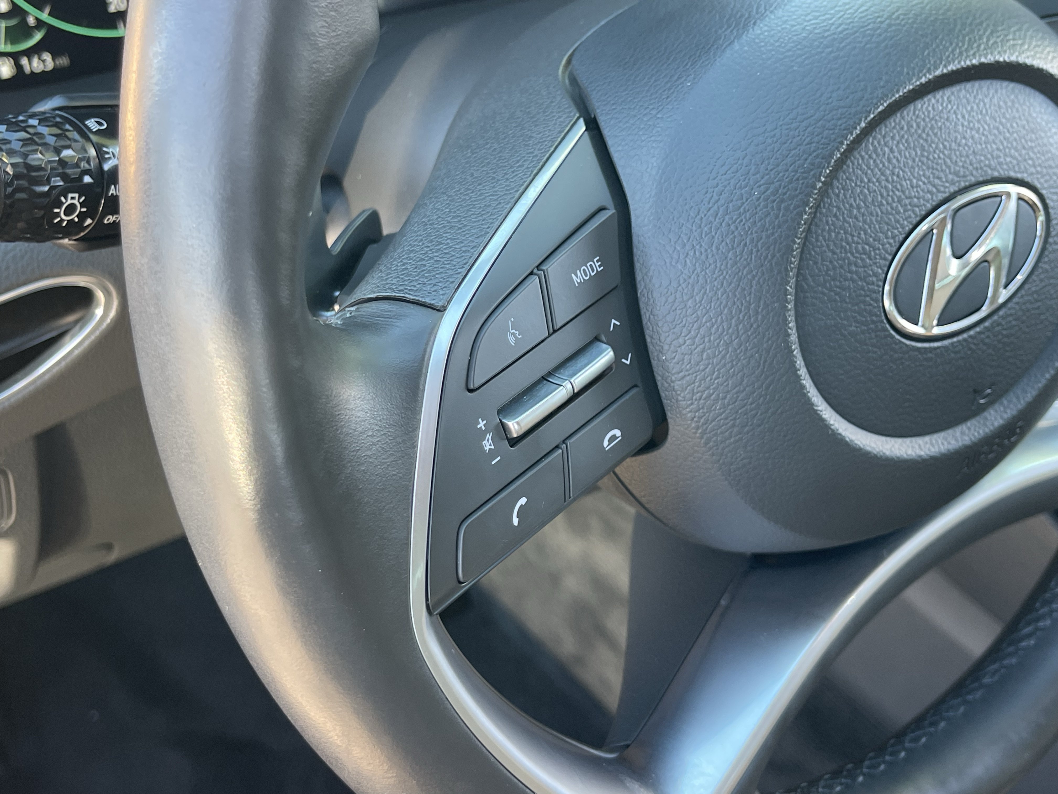 Used 2023 Hyundai Sonata Limited FWD image 25