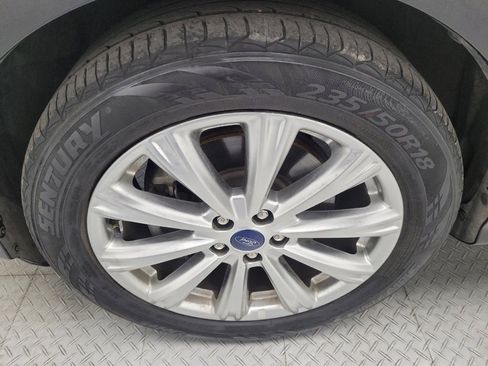 Used 2018 Ford Escape Titanium image 31