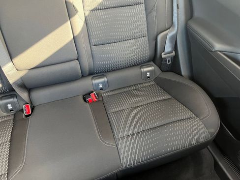 Used 2025 Chevrolet Equinox LT image 37