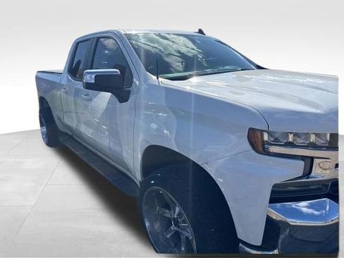 Used 2019 Chevrolet Silverado 1500 LT w/ All-Star Edition image 7