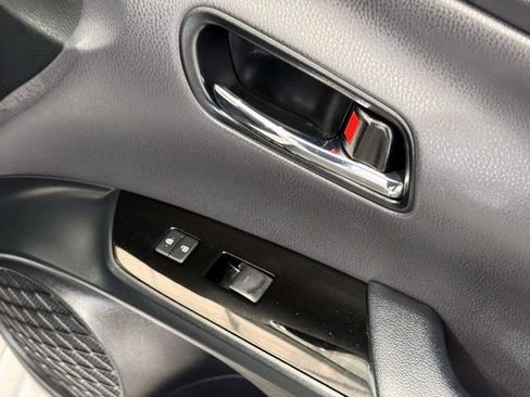 Used 2021 Toyota Prius Prime Limited w/ Carpet Mat Package (TMS) image 21