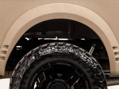 Used 2025 Ford F150 Lariat w/ FX4 Off-Road Package image 8