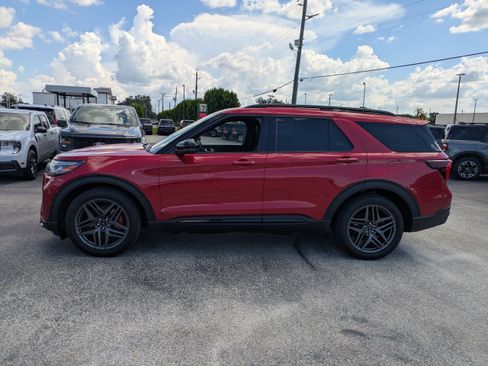 Used 2026 Ford Explorer ST w/ Sun And Sound Package AWD/4WD image 7