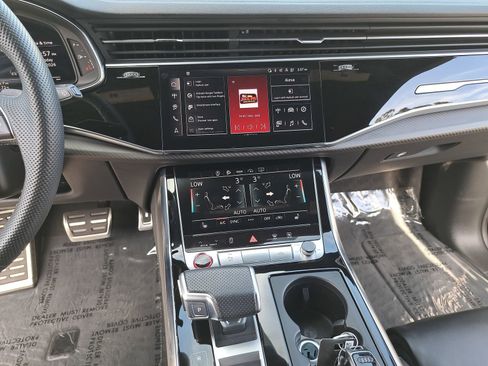 Certified 2024 Audi SQ8 Premium Plus w/ S Sport Package image 21